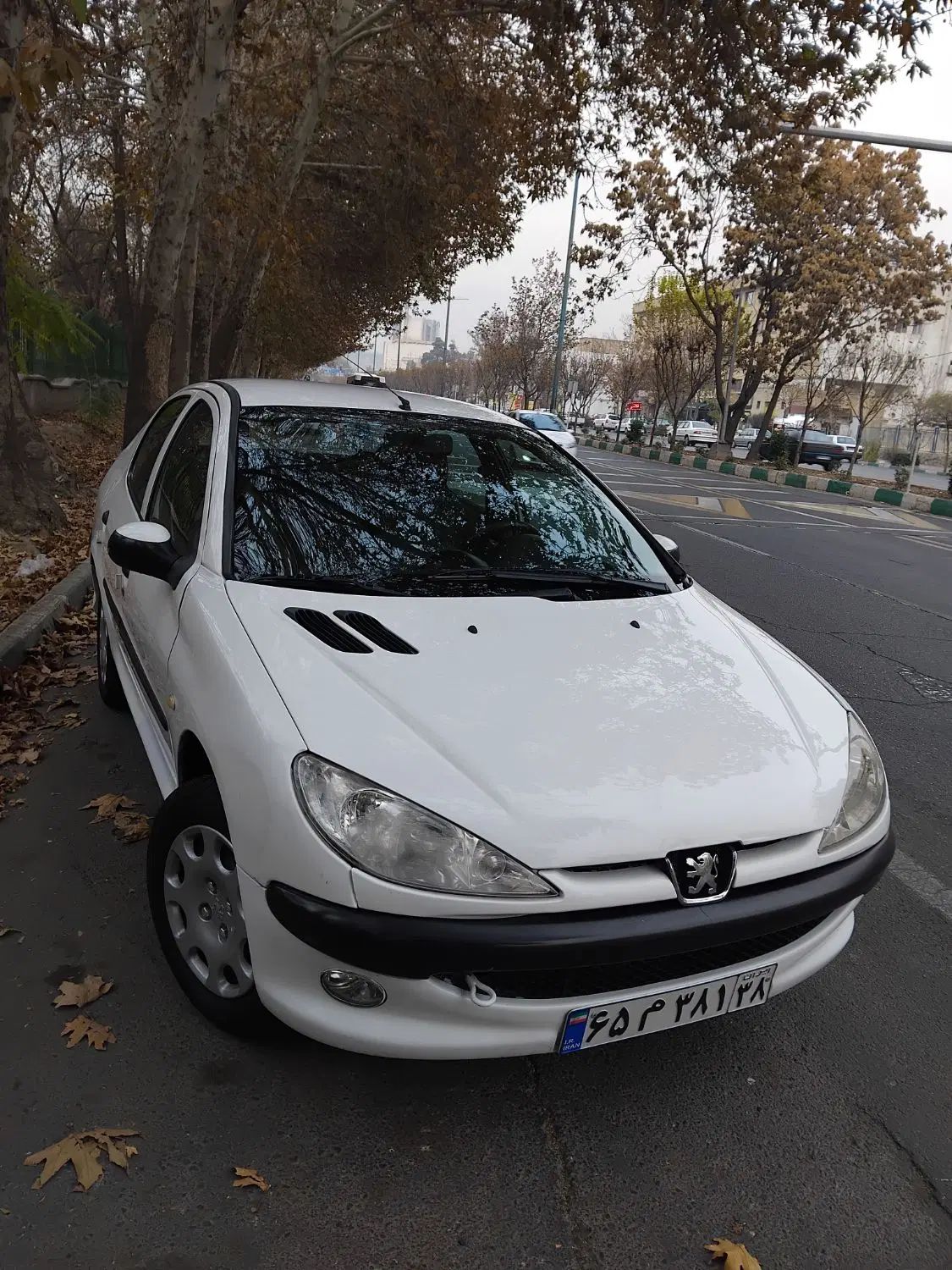 پژو ۲۰۶ اتومات مدل ۹۱ با کارشناسی در کرج