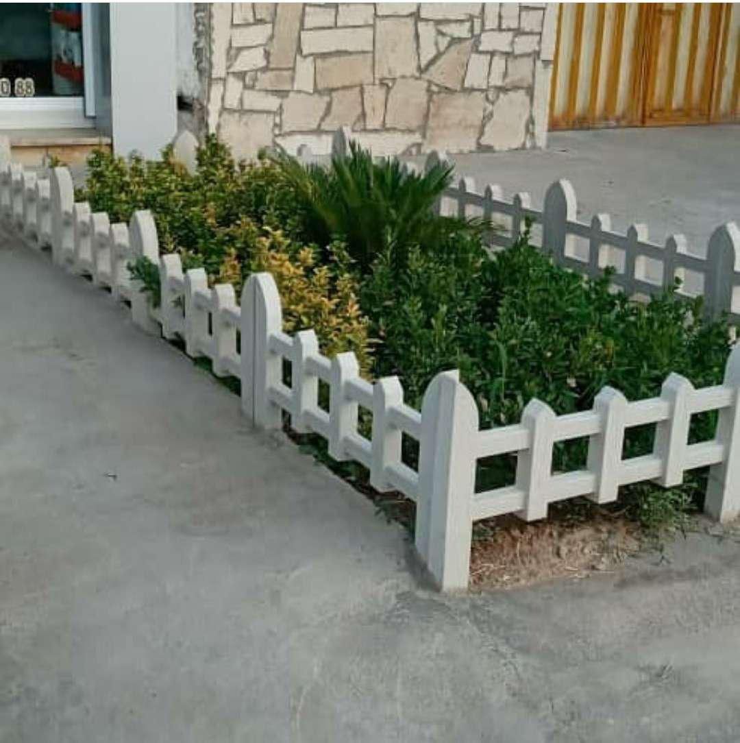 موزاییک و نرده سیمانی و جدول باغچه