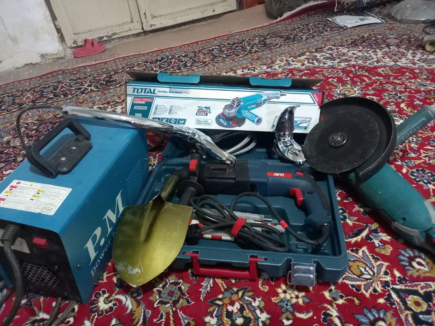 تعمیرکار سیار جوشکاری گاز اب برق واب گرمکن وبخاری