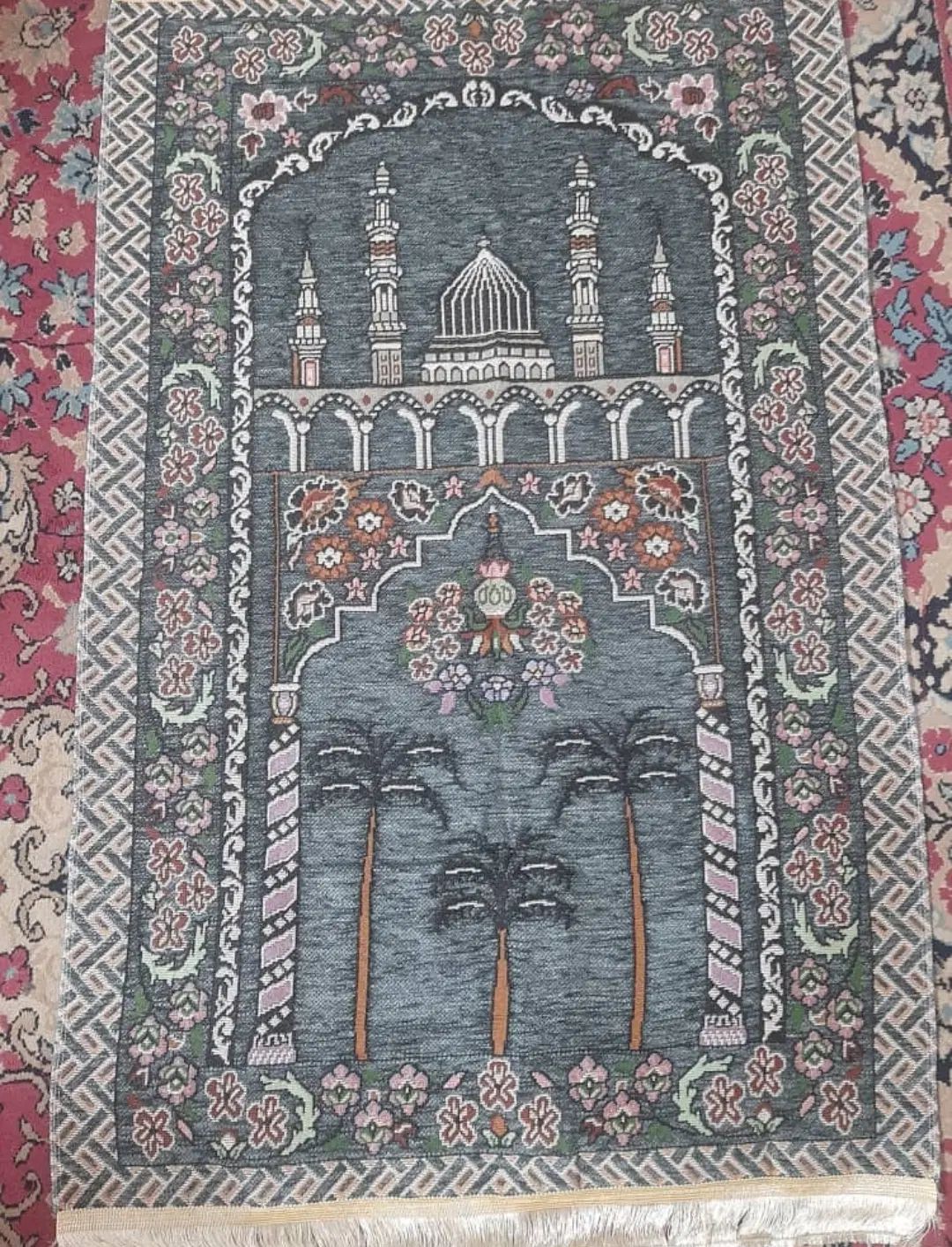 سجاده جانمازی زرکدار 70×110 عمده در یزد