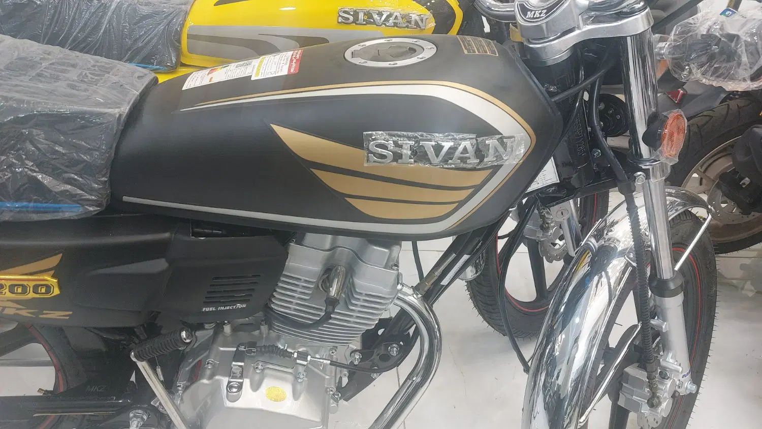 هوندا ۲۰۰ کبیر