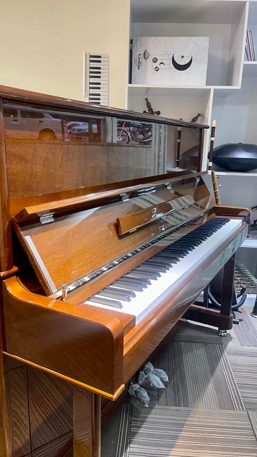 Piano falcon فالکن