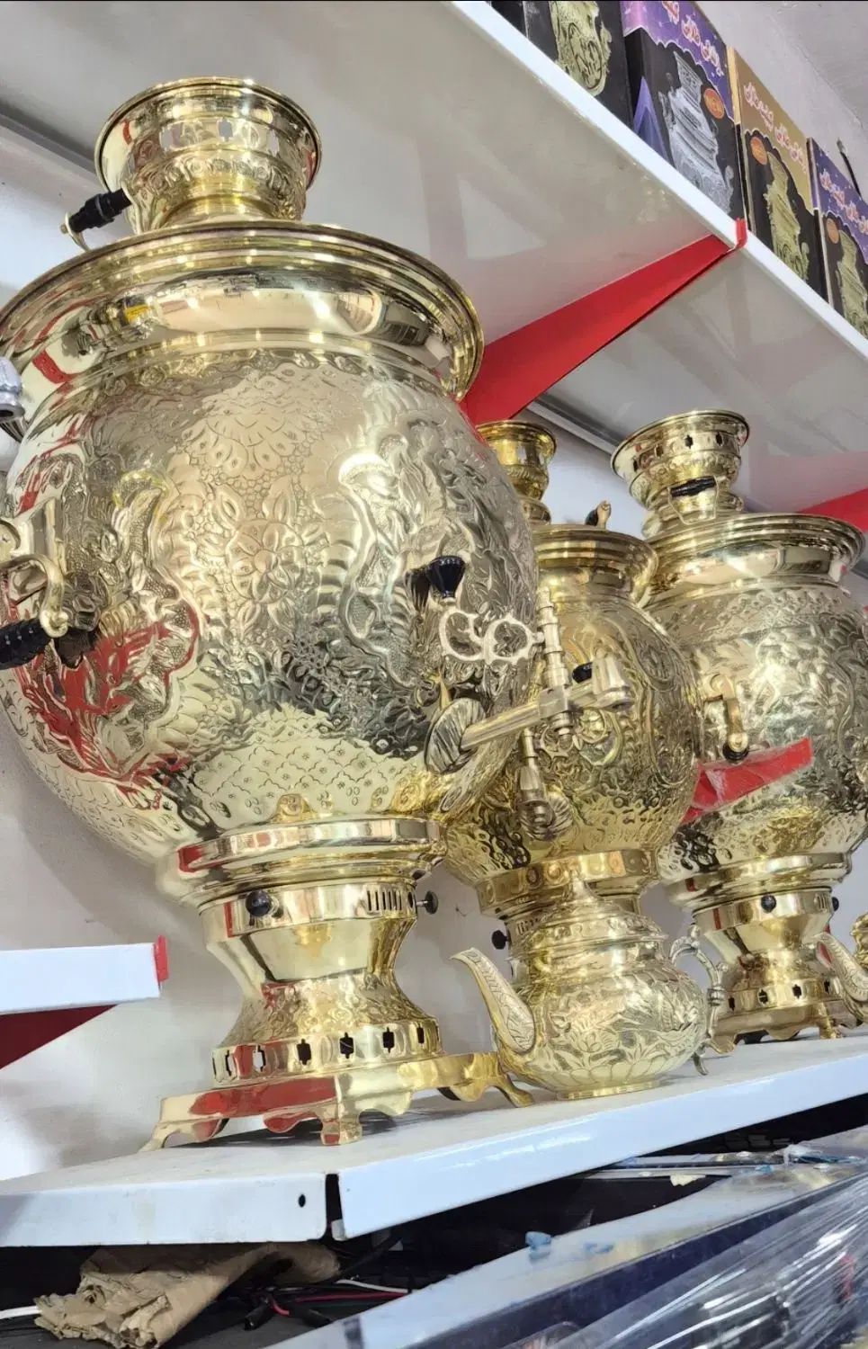 سماور سنتی طلایی مخزن بزرگ طرح دار در ساری