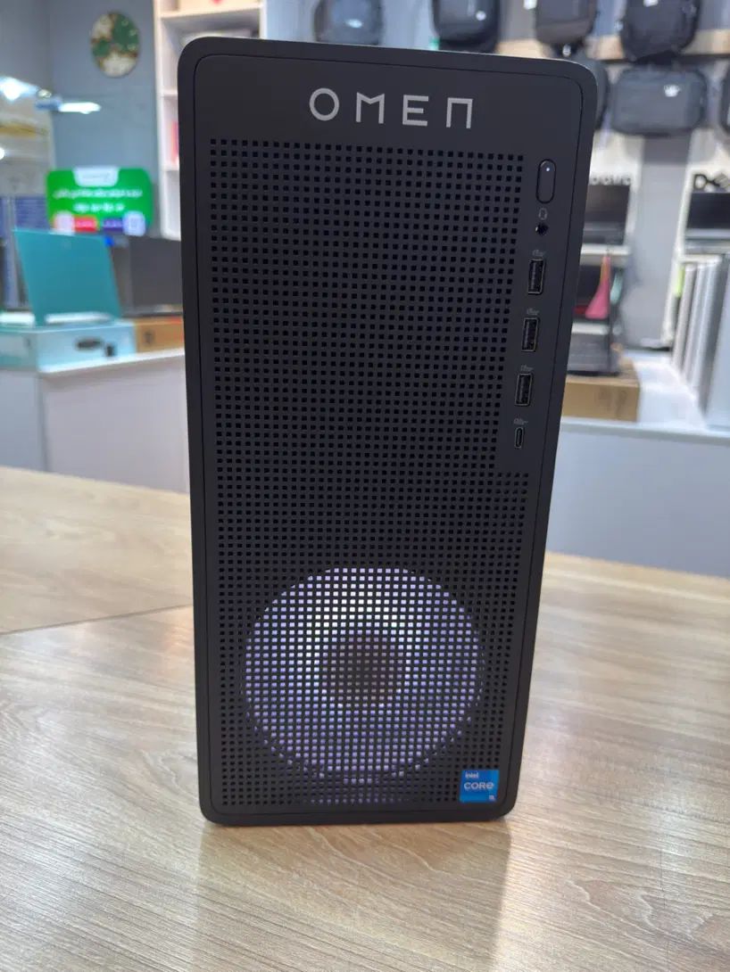 کیس گیمینگ rtx5060Ti