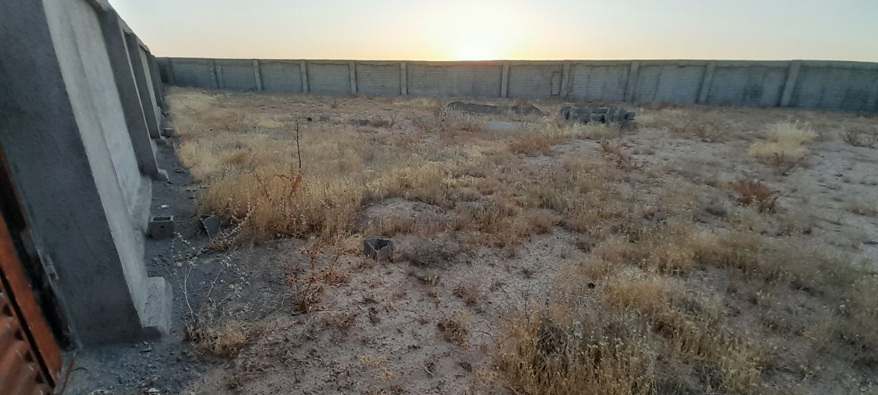 زمین هزار متری شاهنامه 80 مقابل روستای گوارشک