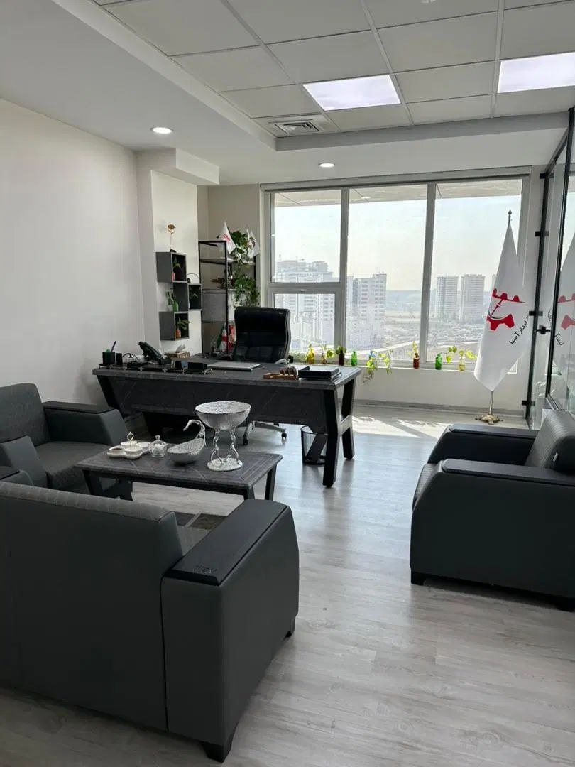 اجاره ۱۰۰ متر اداری برج کنتراست/ویو دریاچه چیتگر در تهران