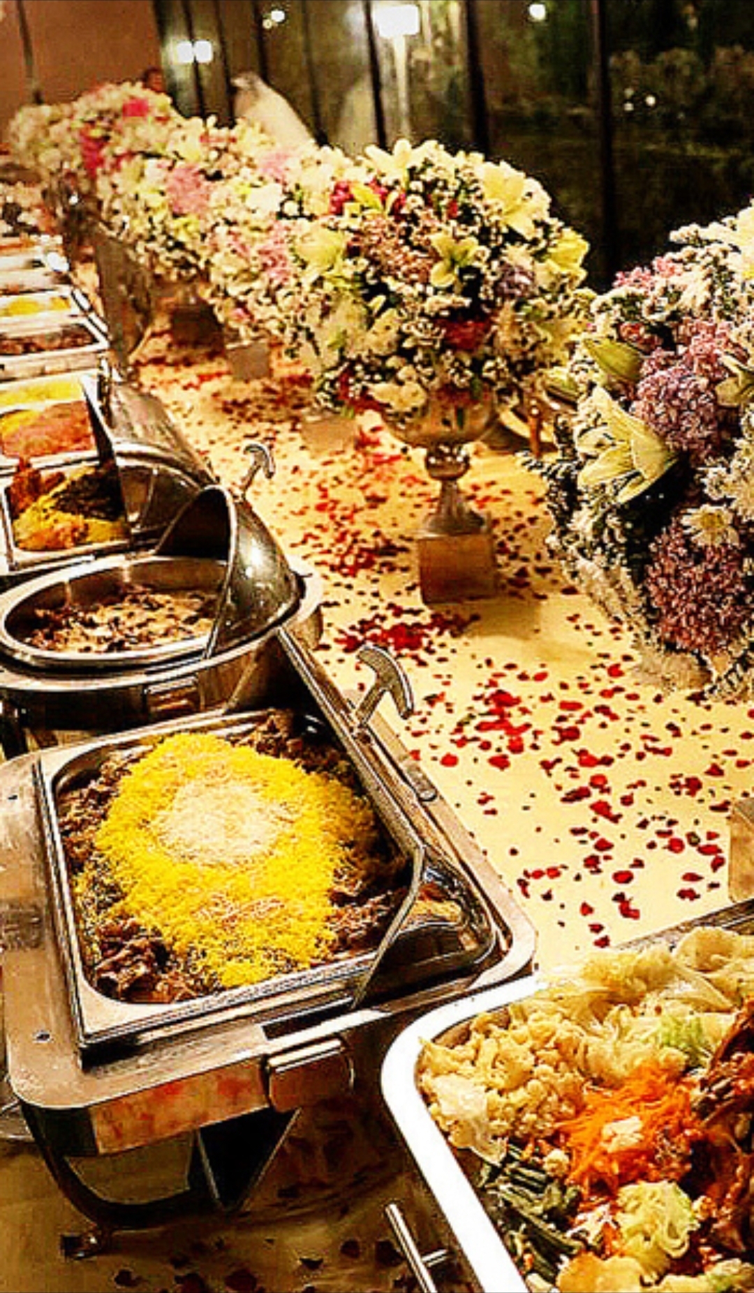 غذاهای ایرانی و فرنگی و فست فود و فینگر فود در مشهد