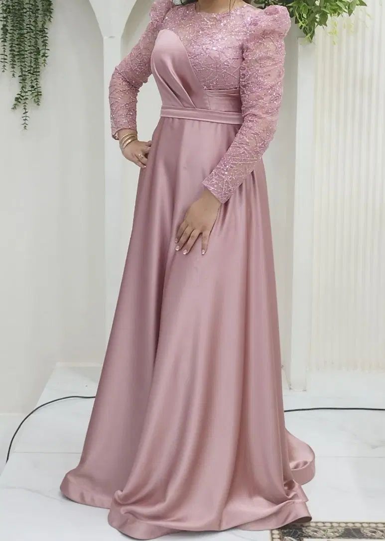 اجاره و فروش لباس مجلسی از ۵۰۰ تا ۱۸۰۰