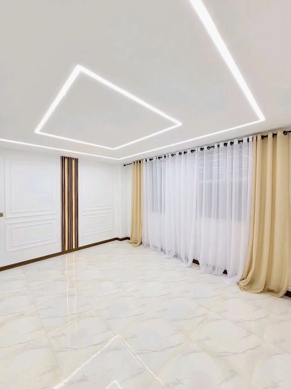 خانم موسوی