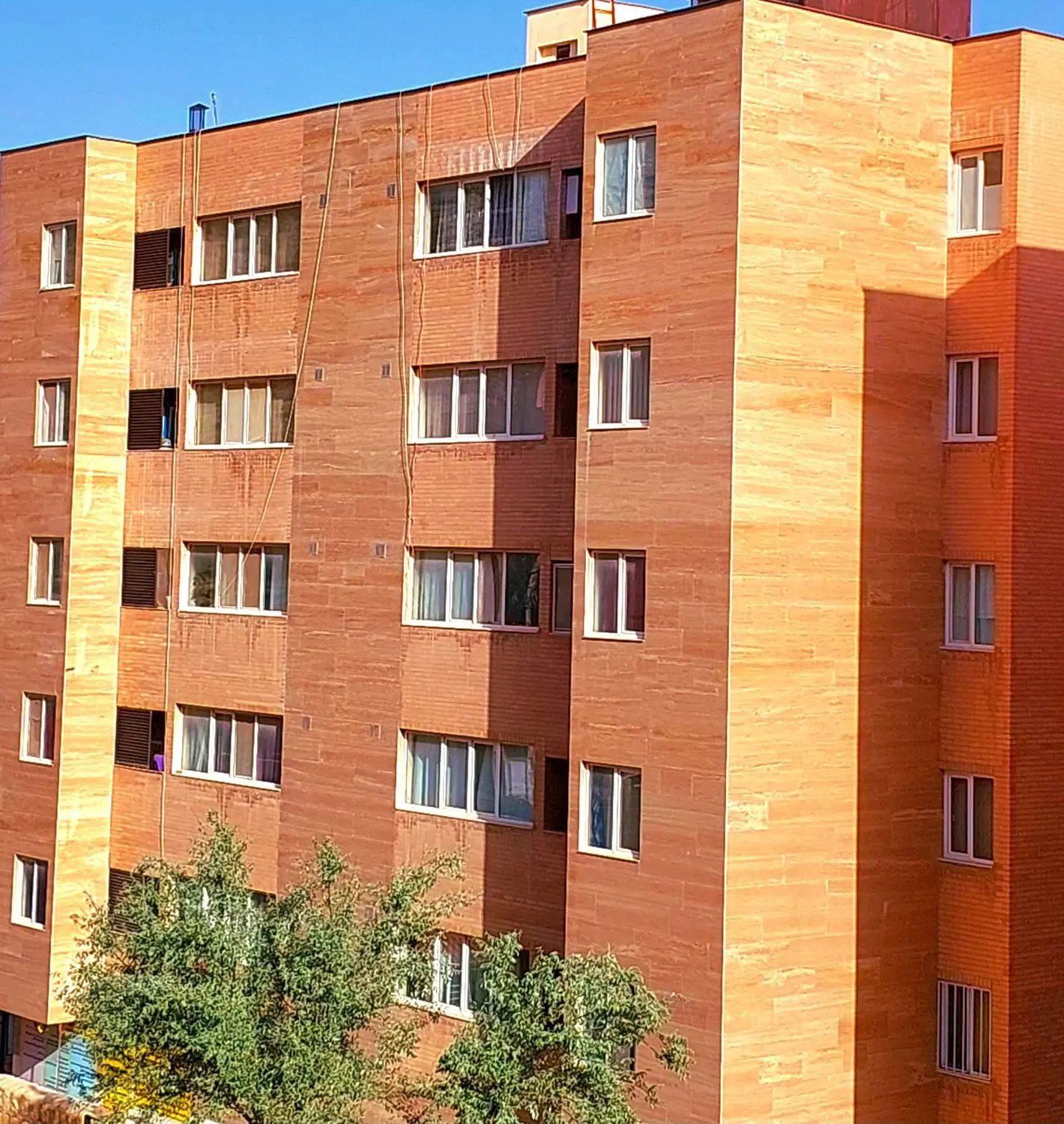 املاک صدرافارس