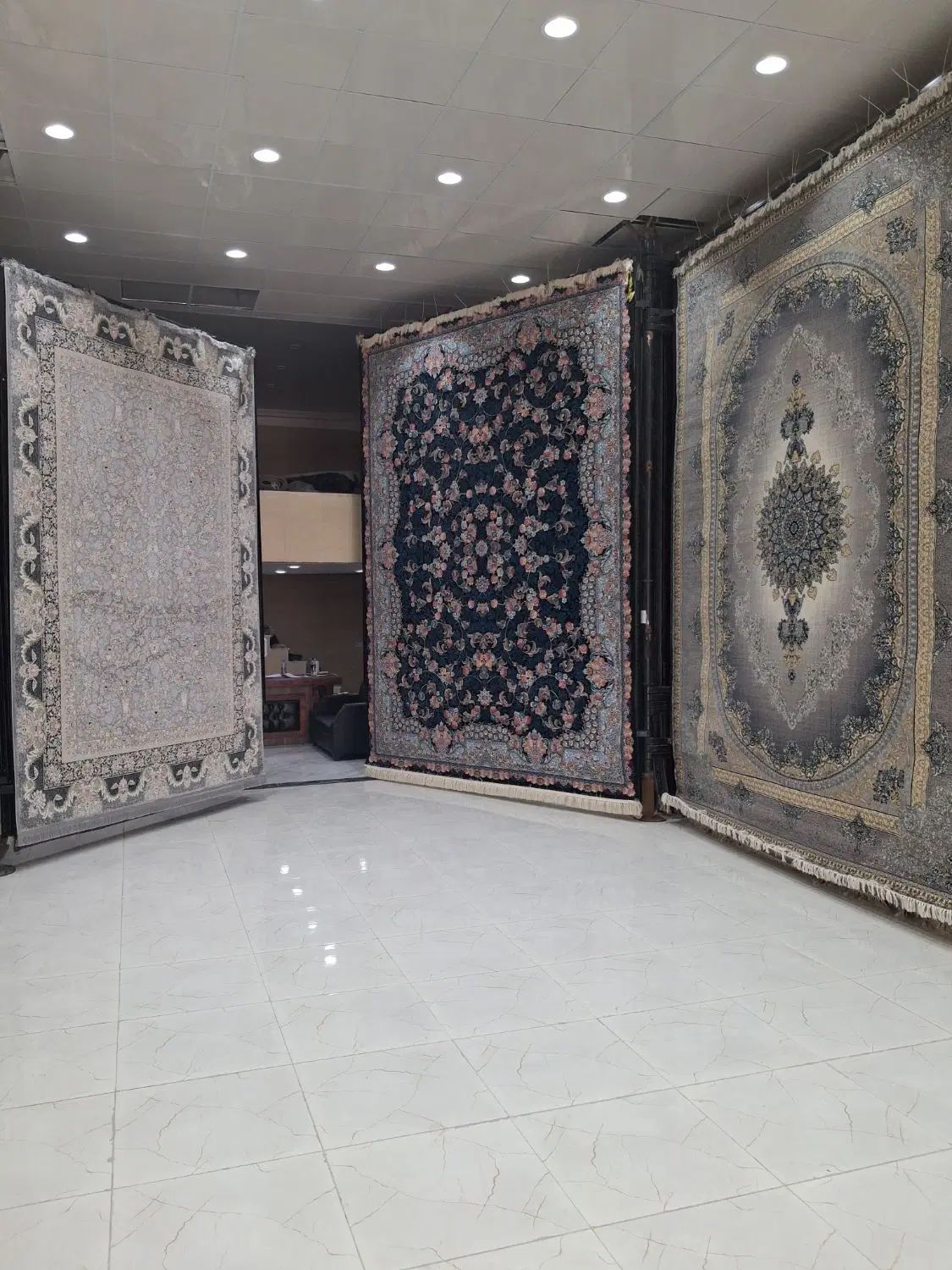 تولیدی فرش مناسبتر ازهمه جا تنگگ دوم دلیران۲۱