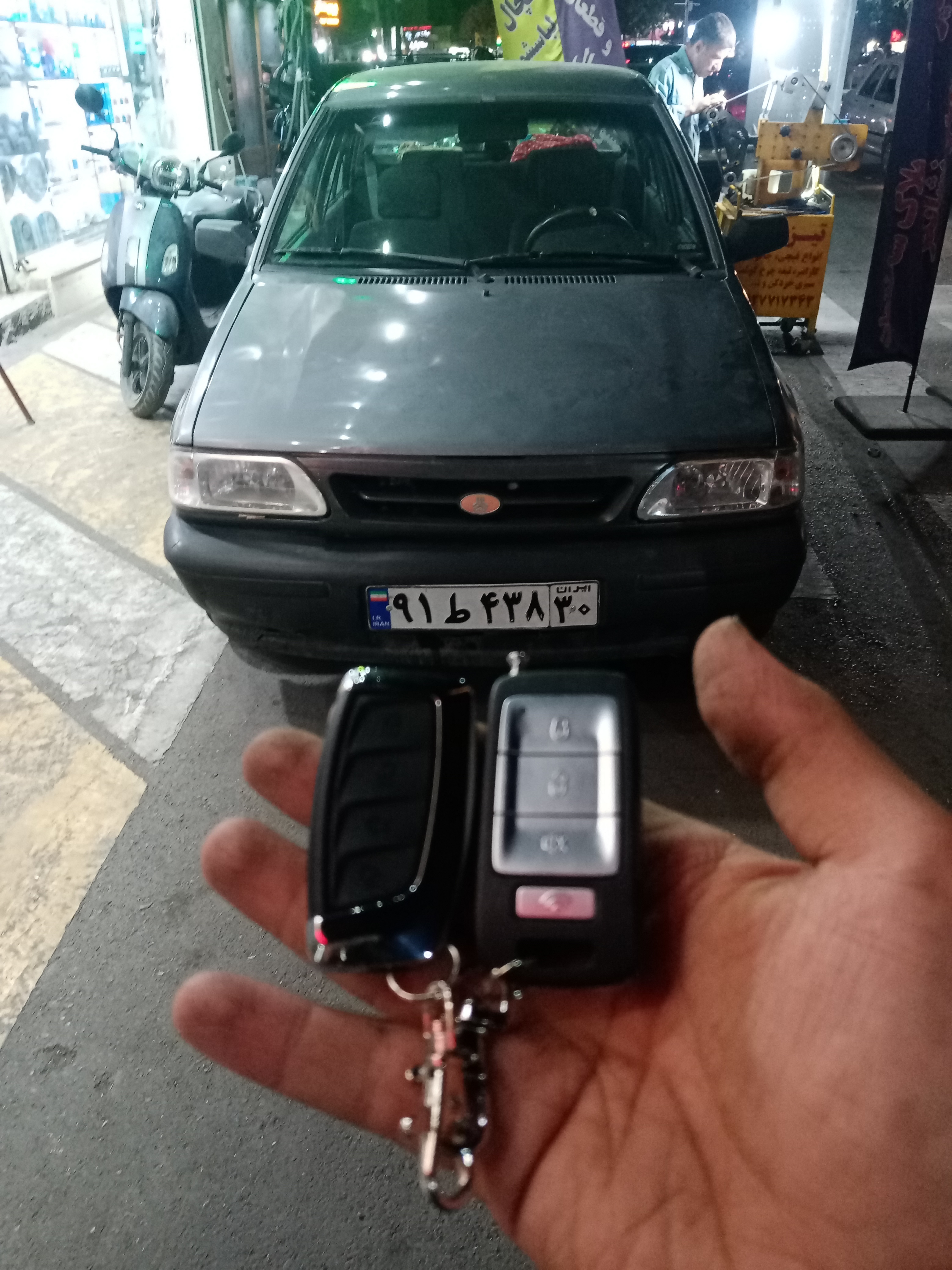 نصب دزدگیر استیل میت ساده برای خودرو پراید مدل1388 در پاکدشت