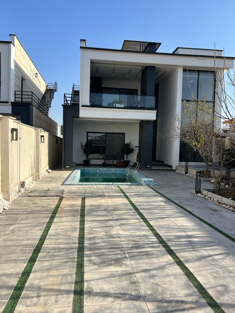 مشاور میثم حسینی