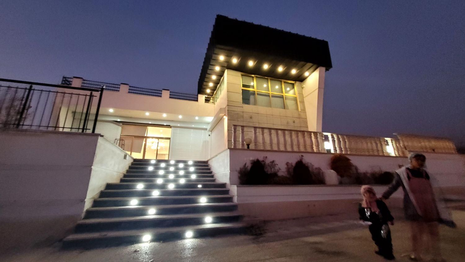 مشاور میثم حسینی