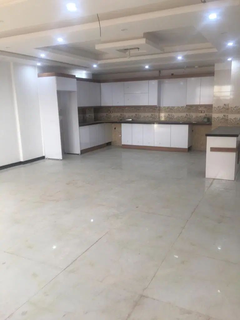 املاک کاخ نشین