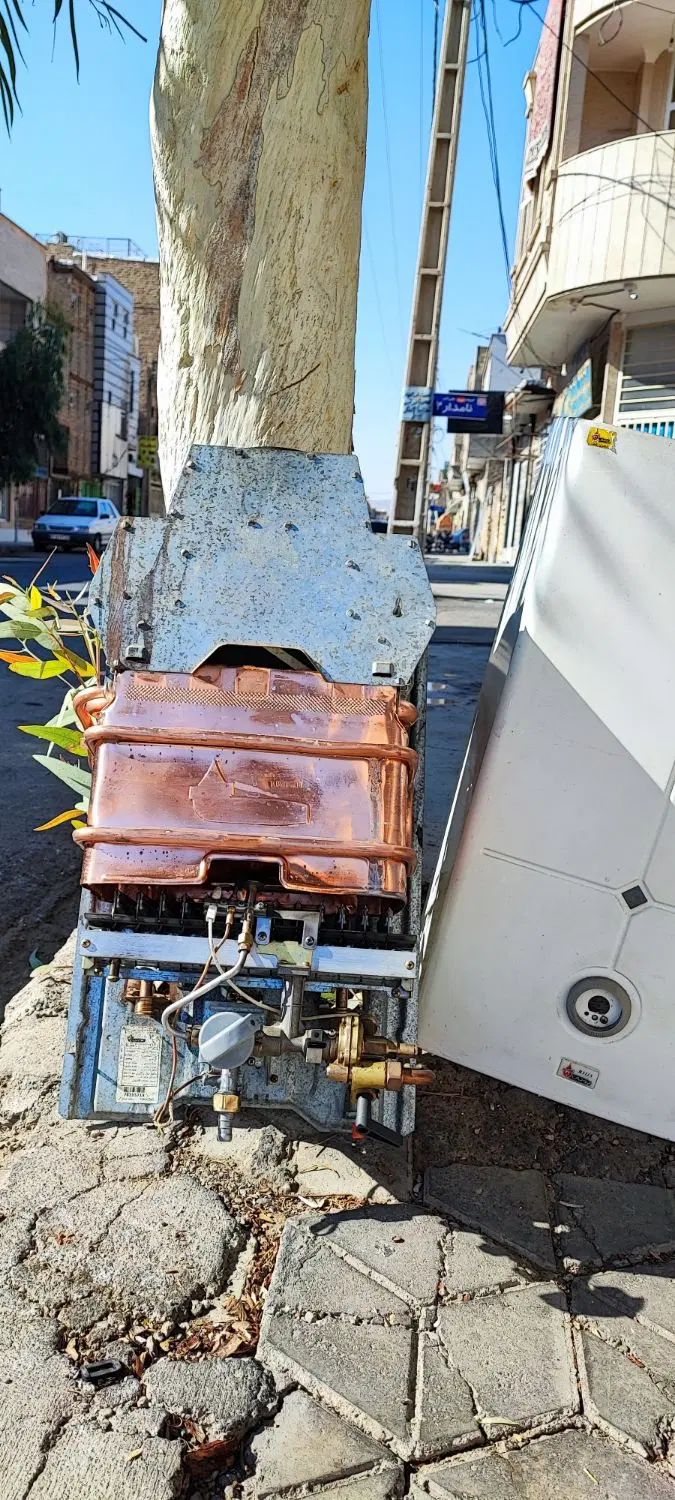 آبگرمکن ۳۱۱۵ رادیات نو