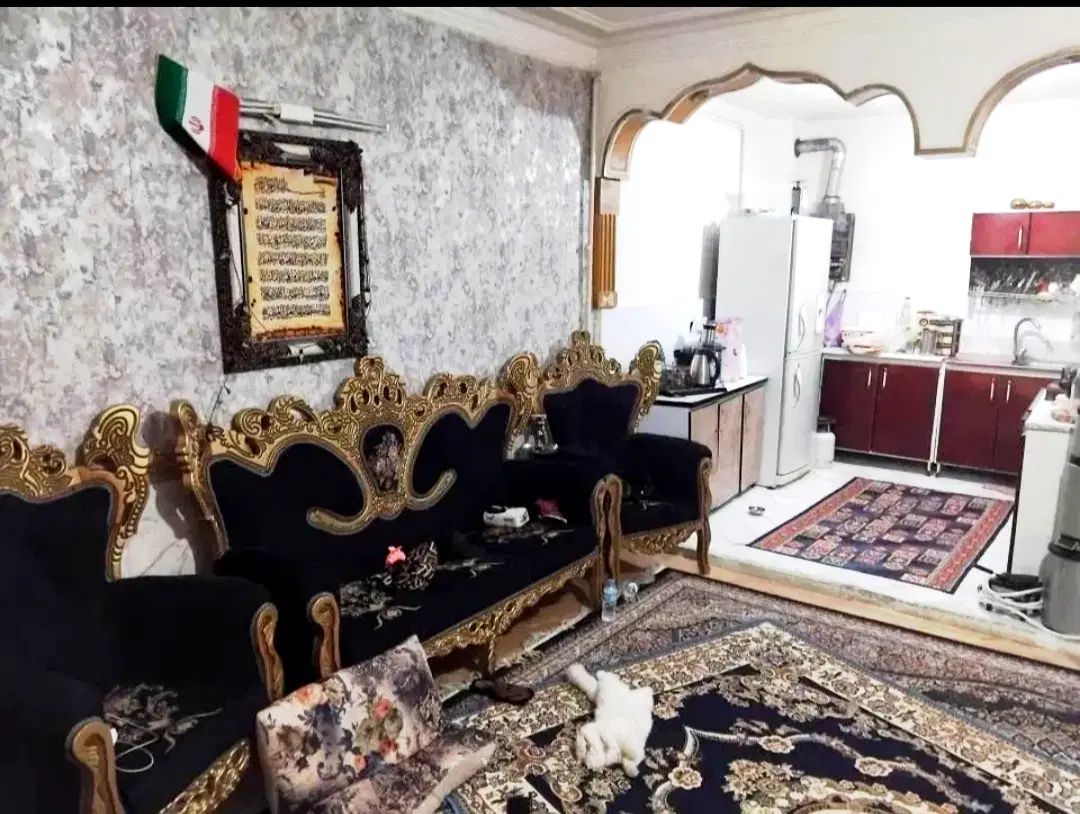 کد۵۶۲)طبقه دوم بدون خرج زیر قیمت فوری(املاک داتیس۱ در ملارد