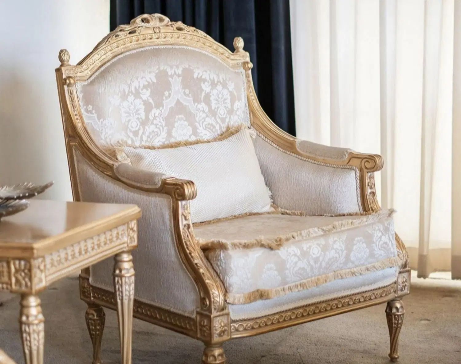 مبلمان کلاسیک جدید کاجی پاپییونی