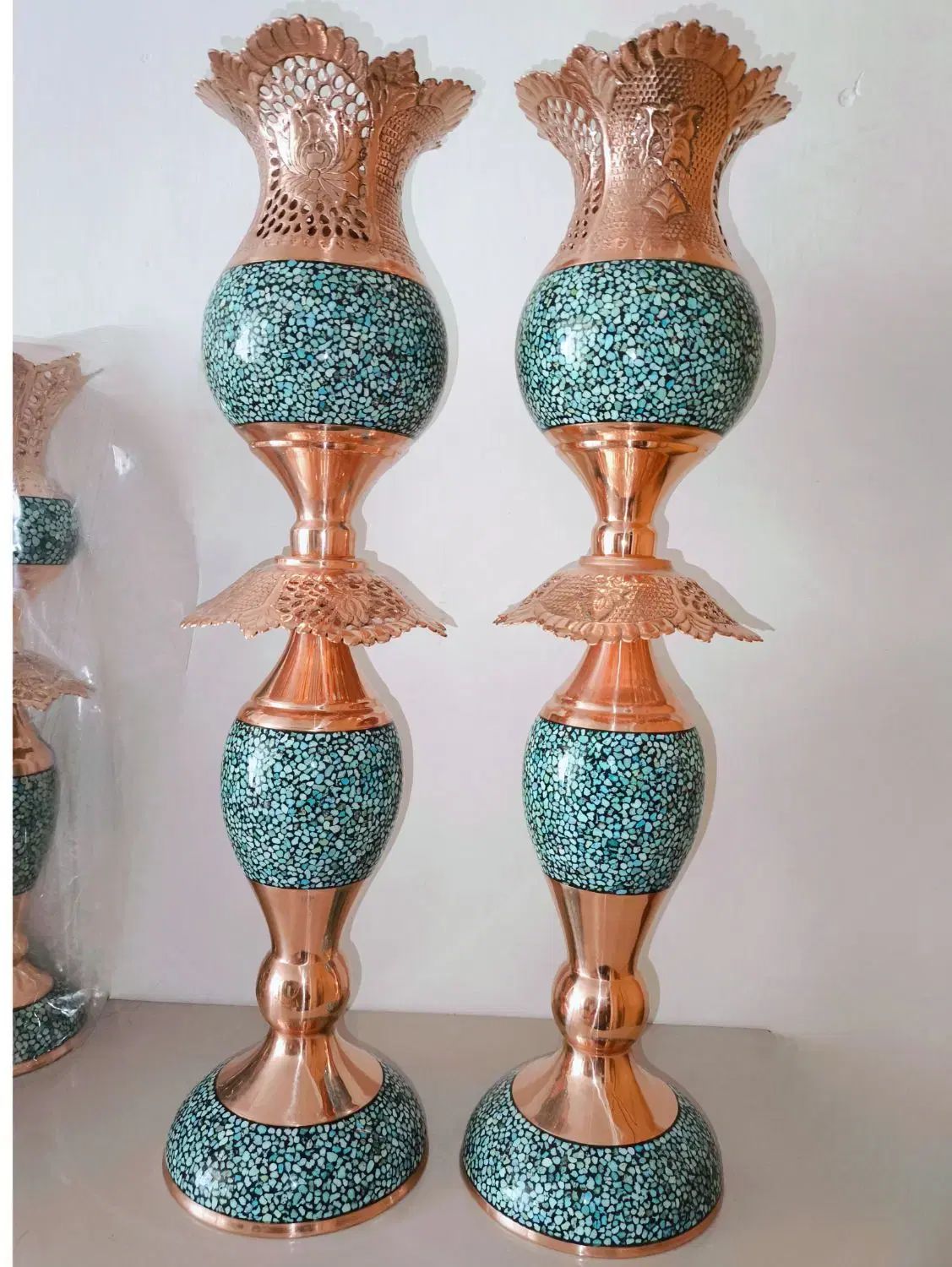 لاله مس فیروزه