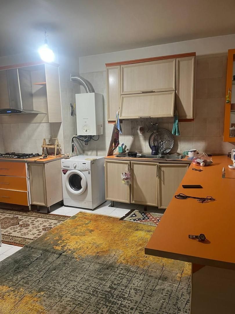 املاک و دپارتمان استراتوس