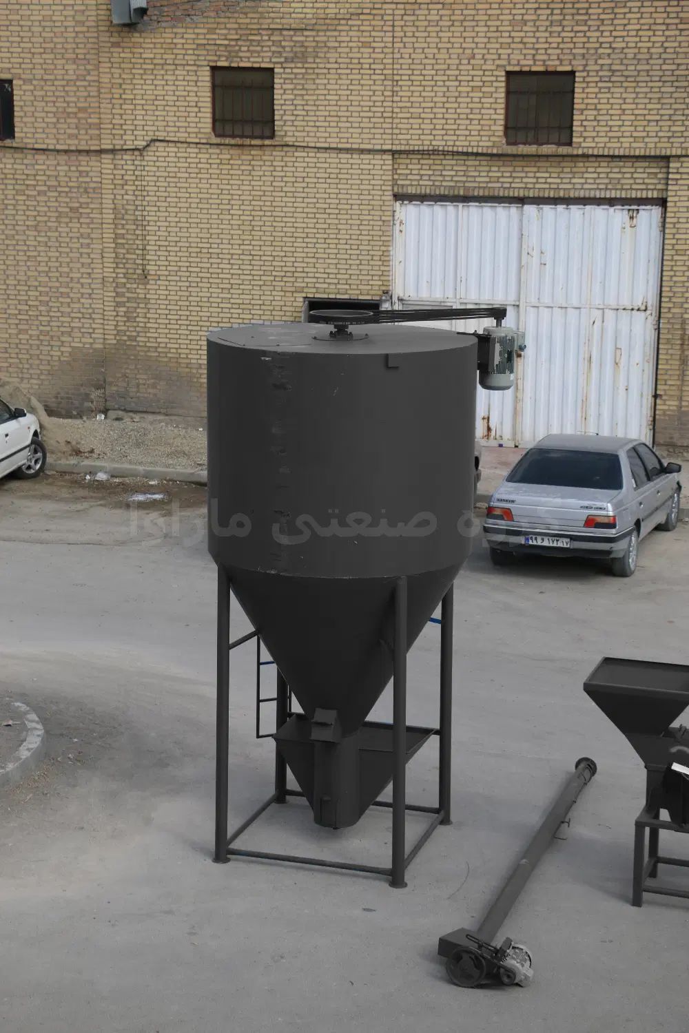 آسیاب ،میکسر ،بالابر مرغداری مستقیم از تولید کننده در اورمیه