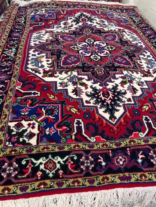 فرش دستبافت قالیچه هریس بارماخ توخوش ۱۵۵ در ۲۱۰