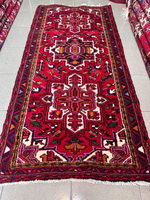 فرش دستبافت کناره بارماخ توخوش ۱۰۵ در ۲۲۰
