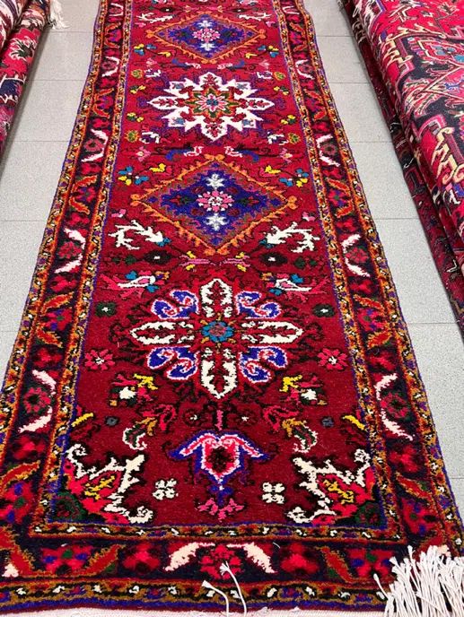فرش دستبافت کناره بارماخ توخوش ۱ متر در ۳۳۰
