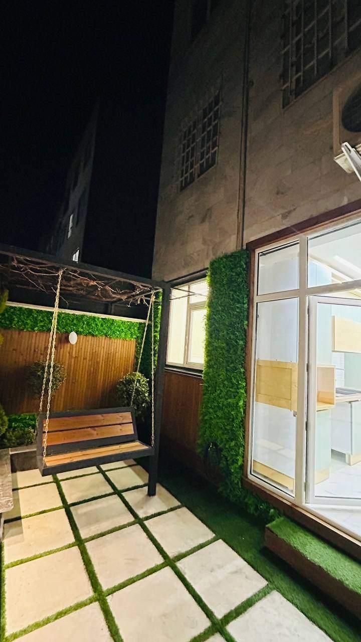 کارشناس فروش نیوشا برهان