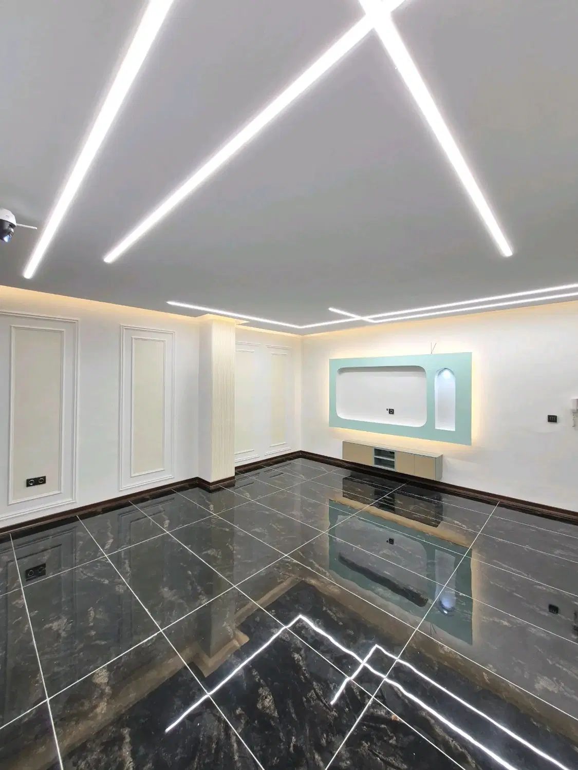 ۶۸مترخاص پسند/آسانسور/پارکینگ/سندتکبرگ/وامدار در اندیشه-شهر جدید