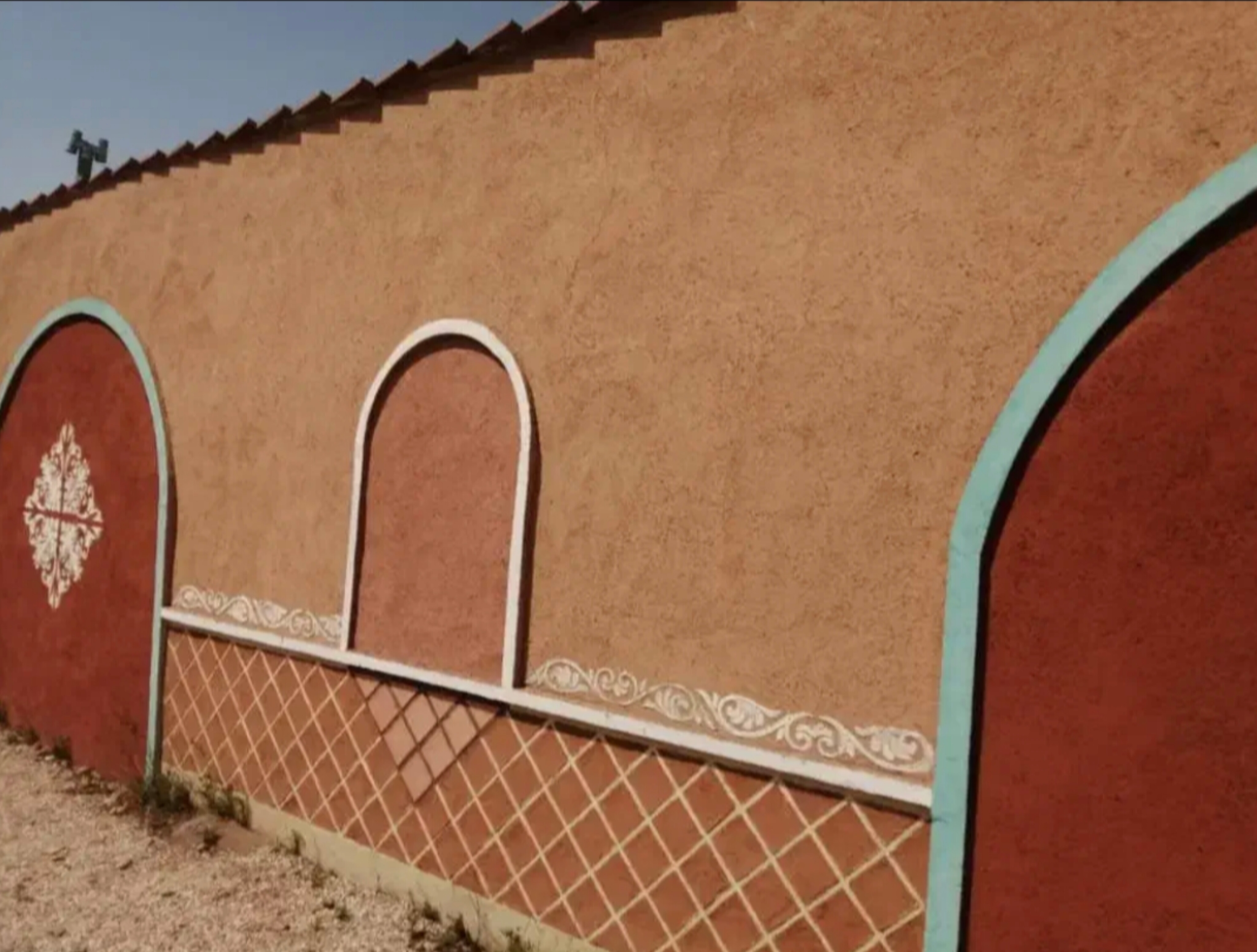 تولیدی کاهگل سنتی مدرن ضداب در رشت
