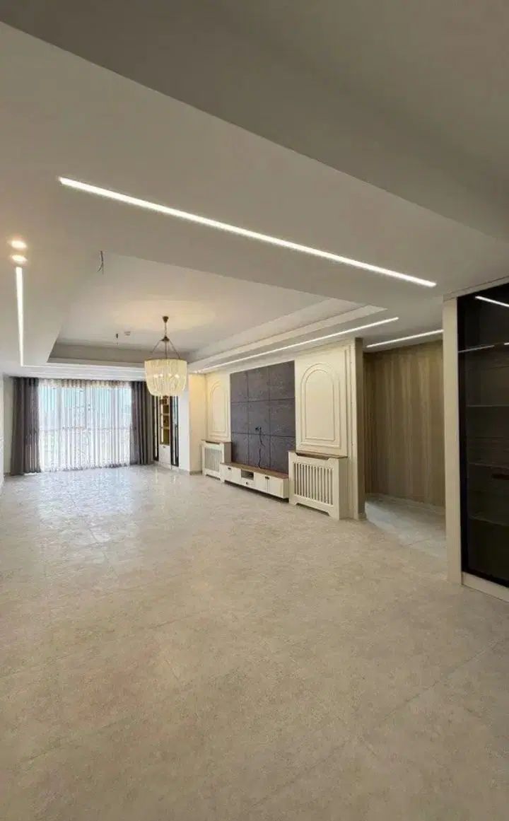 فراهانی/ املاک بین الملل