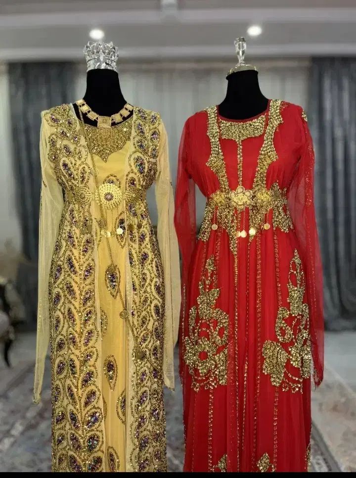 لباس هنری اصیل