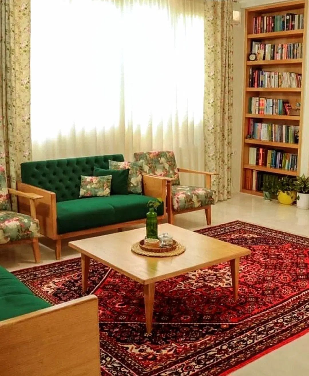 خانم سپهر املاک بین الملل