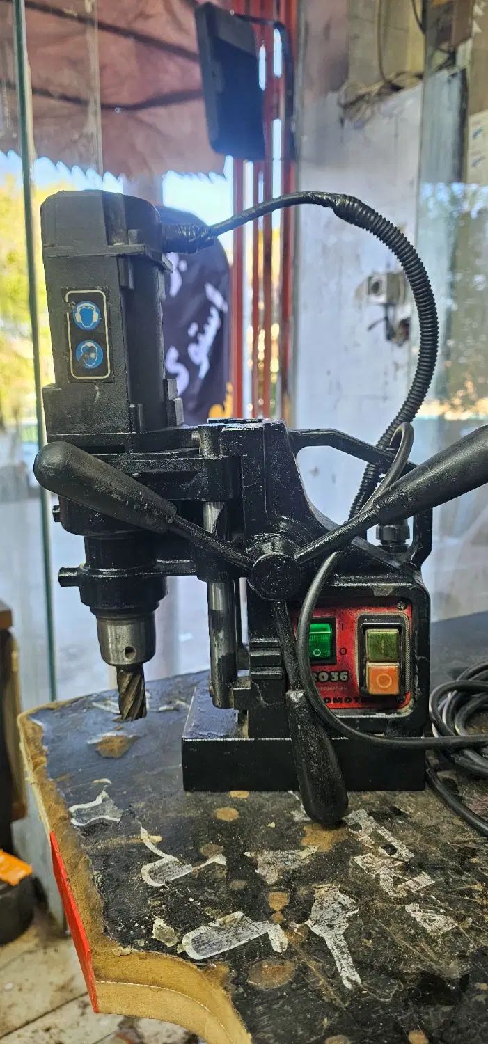 دریل مگنت گردبر پرو ۳۶ لهستان در اصفهان