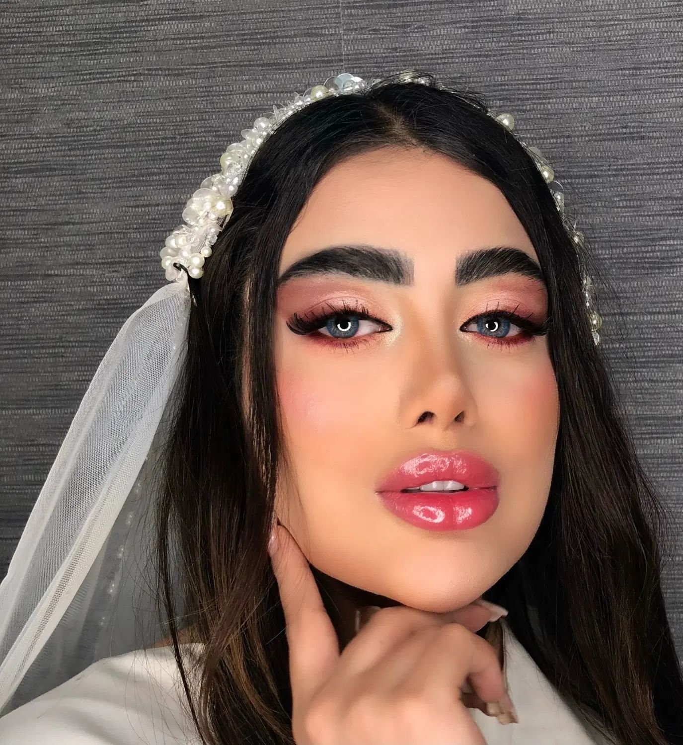 میکاپ شنیون همراه و عروس ۸۰۰