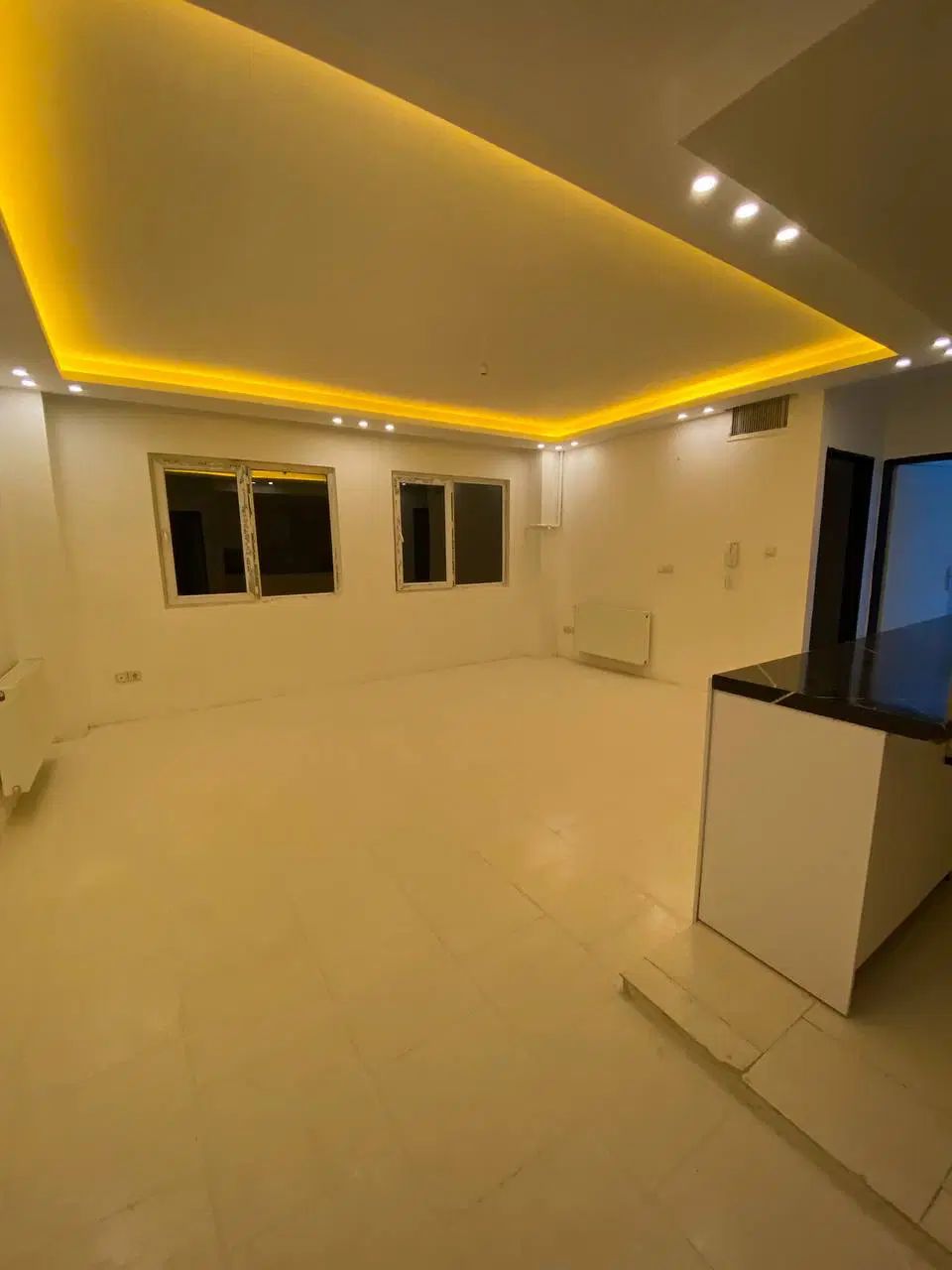 فروش واحدفول امکانات/80متری/2خواب در هشتگرد