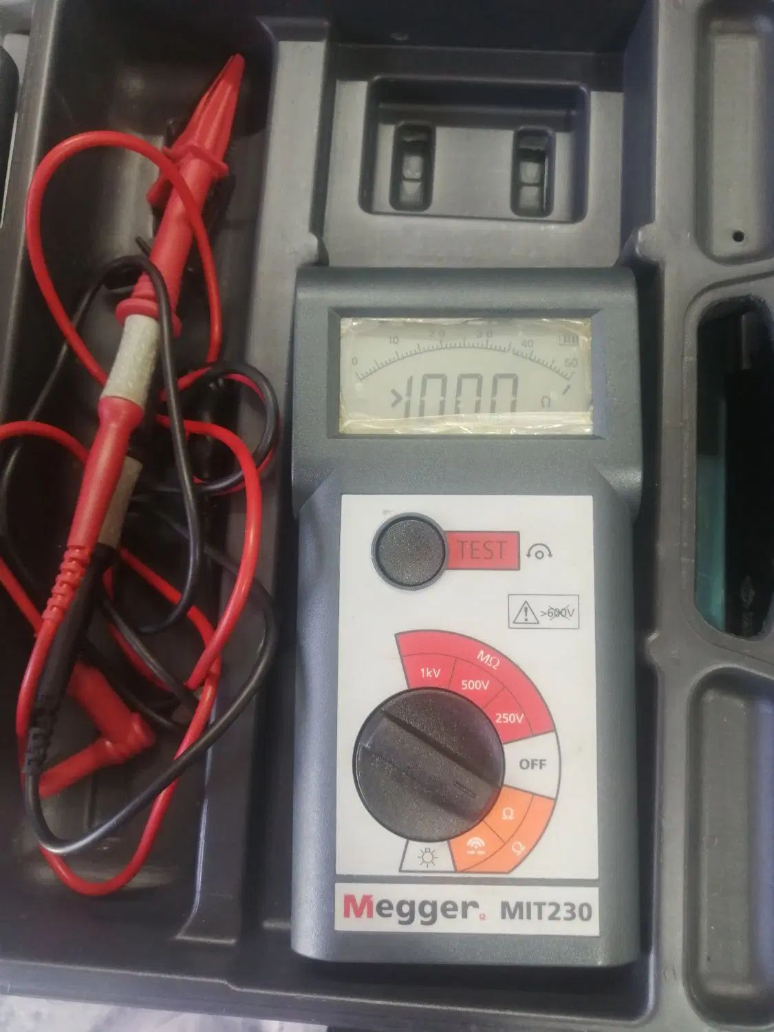 میگر تست عایق 1کیلو ولتیMegger MIT230 در اصفهان