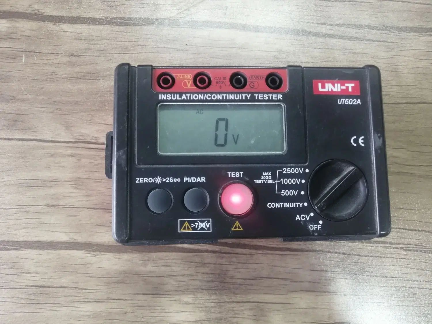 میگر تست عایق یونیتی 502A. 2500 در اصفهان