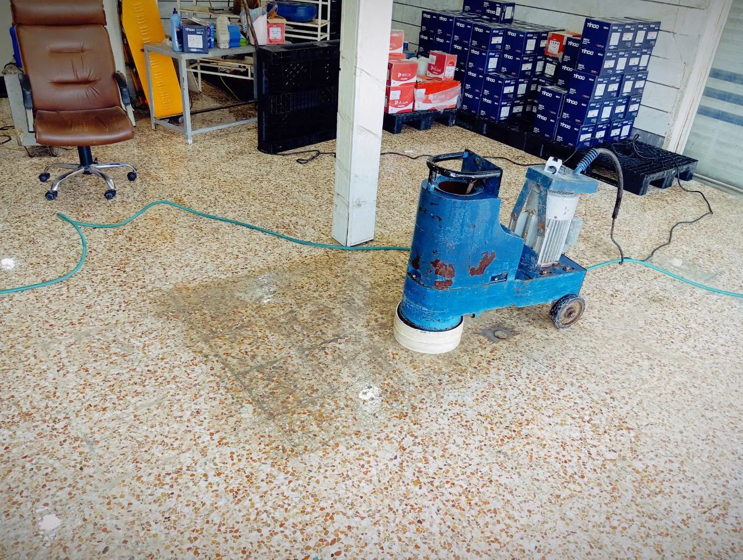 خدمات کفسابی کف سابی سنگ ساب بتن سابی آبادان