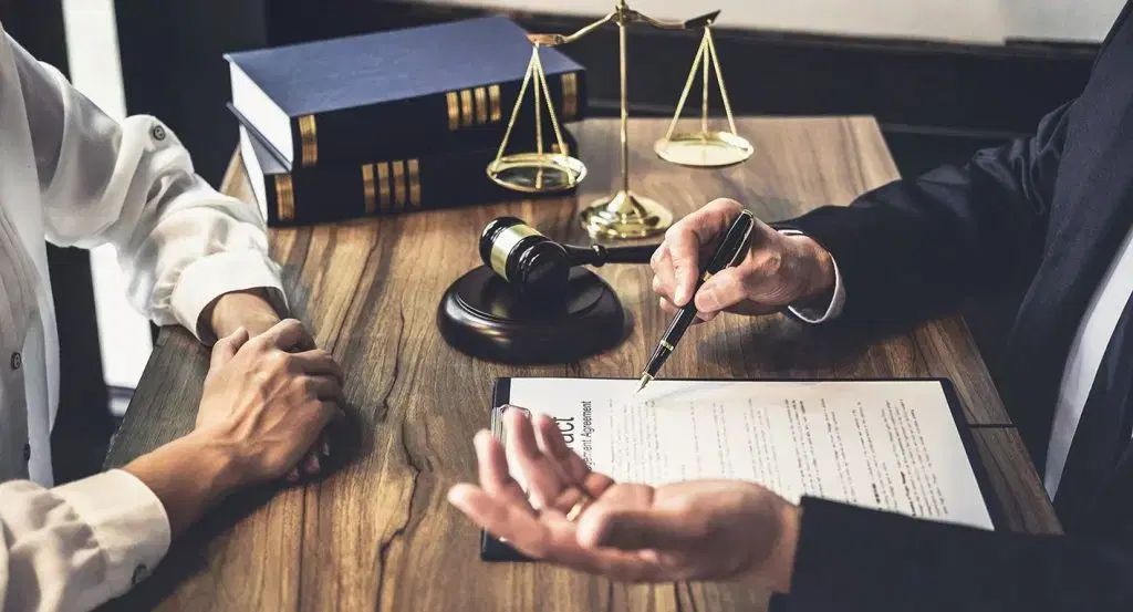 وکیل زمین اراضی تخصصی و حرفه ای