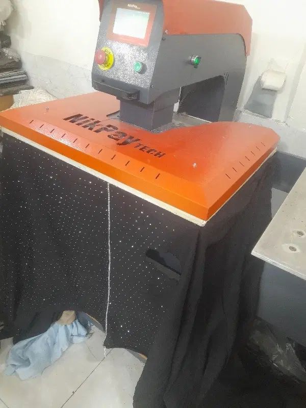 سنگ کاری مروارید نگین