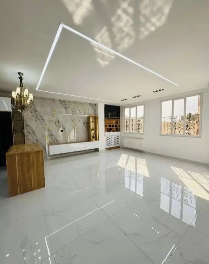 ۷۵متر خرید بدون واسطه دریاچه چیتگر قدرالسهم در تهران