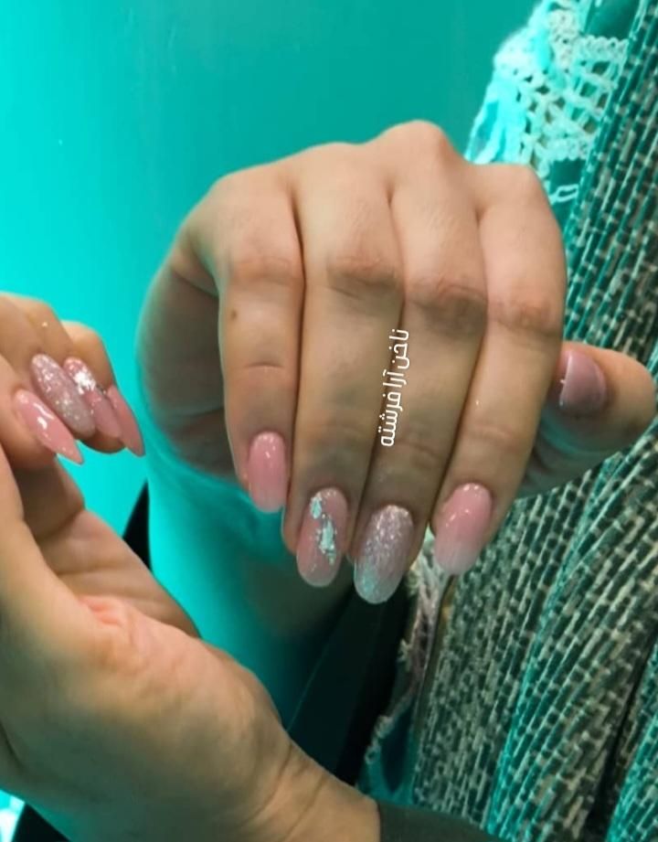 اف کاشت ناخن و اسپا و فیشیال