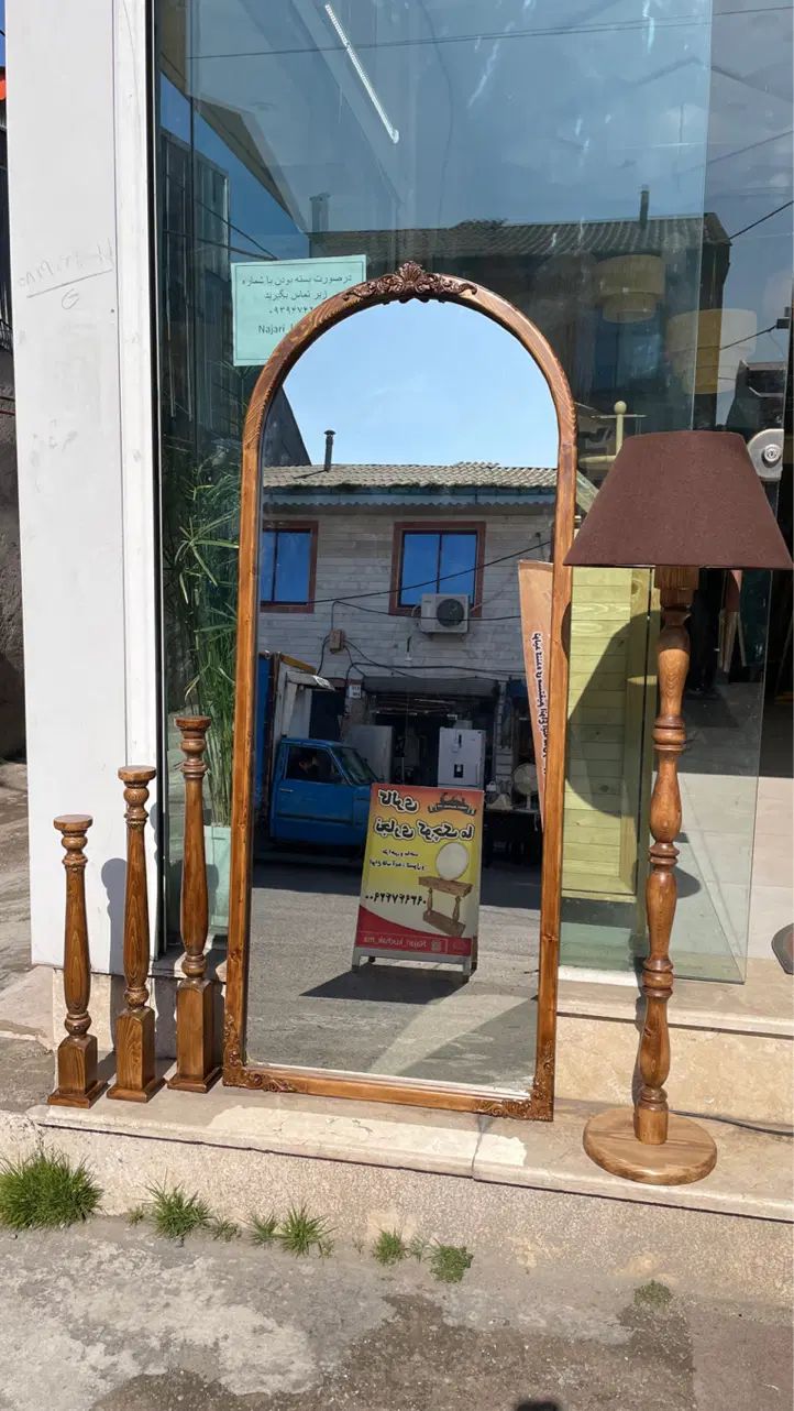 آینه قدی تاج دار چوبی(چوب نراد روس وارداتی)