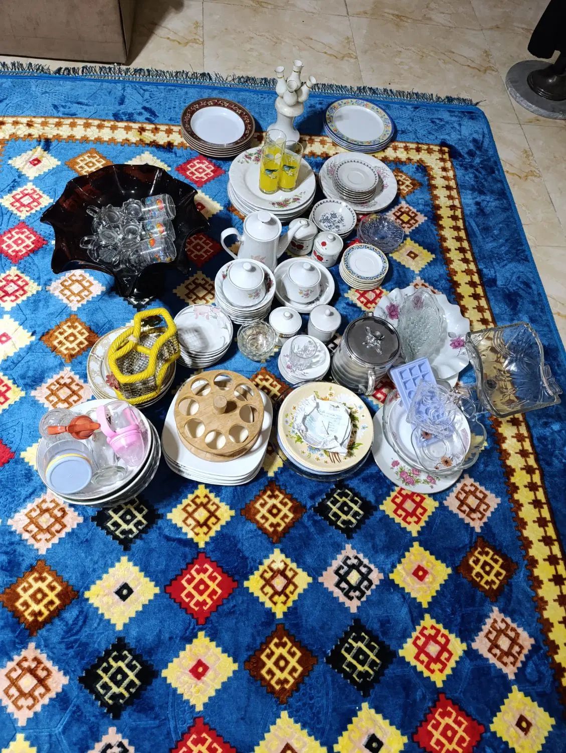 فروش چینی و بلور