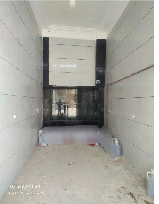 مشاور املاک. izanloo