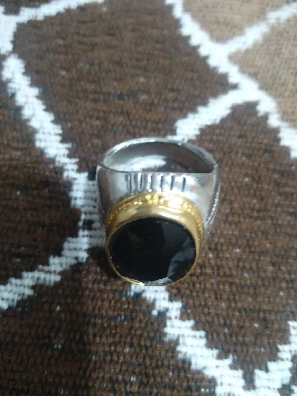 انگشتر های موکل دار