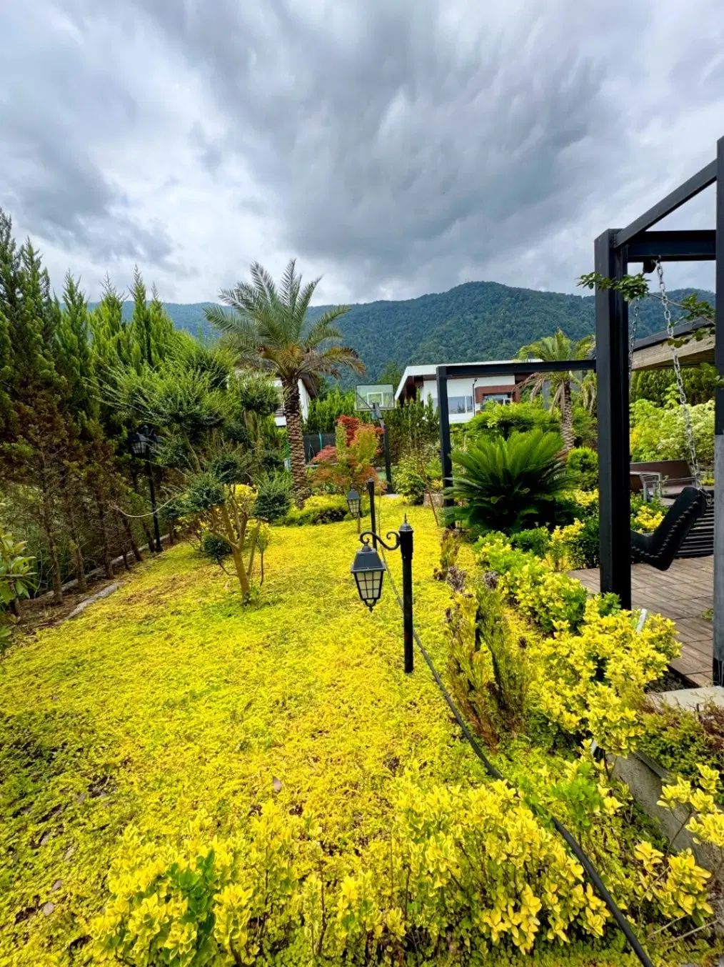 گروه مشاوران ملکی تک خونه