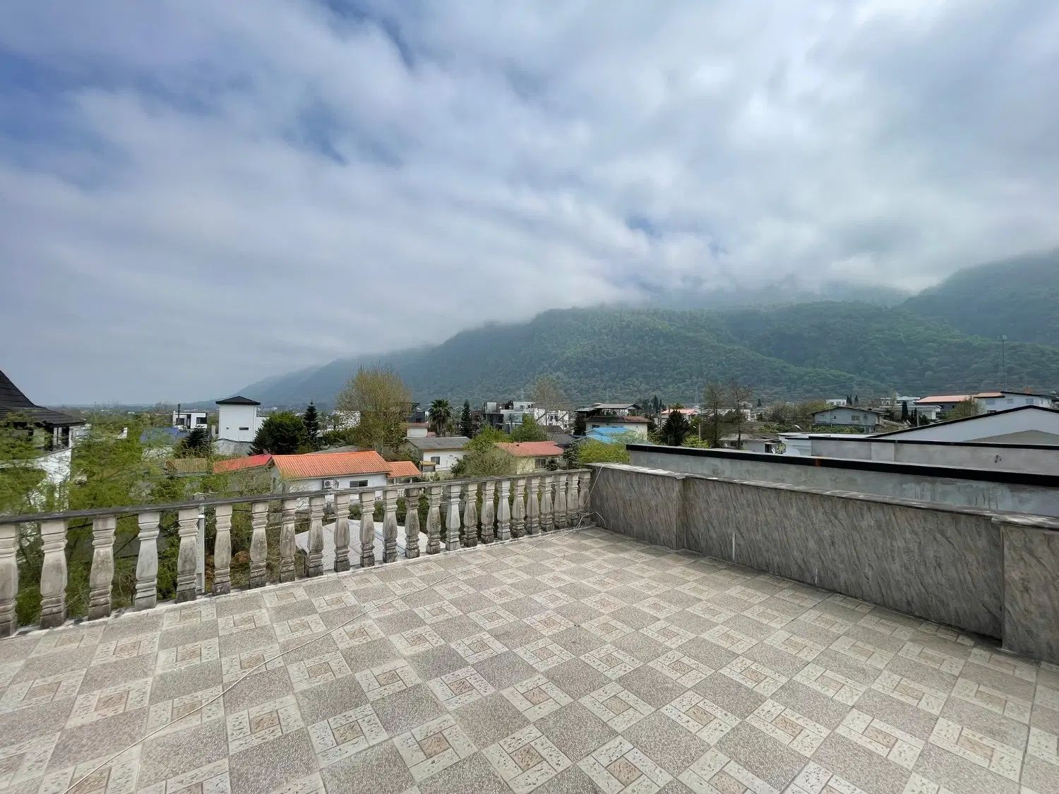 گروه مشاوران ملکی تک خونه